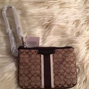 NEW COACH SV /KHAKI/POMEGRANATE WRISTLET
